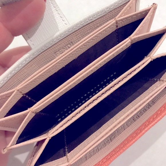 FENDI CARD HOLDER PEACH & WHITE - RARE & UNIQUE! - Picture 8 of 8